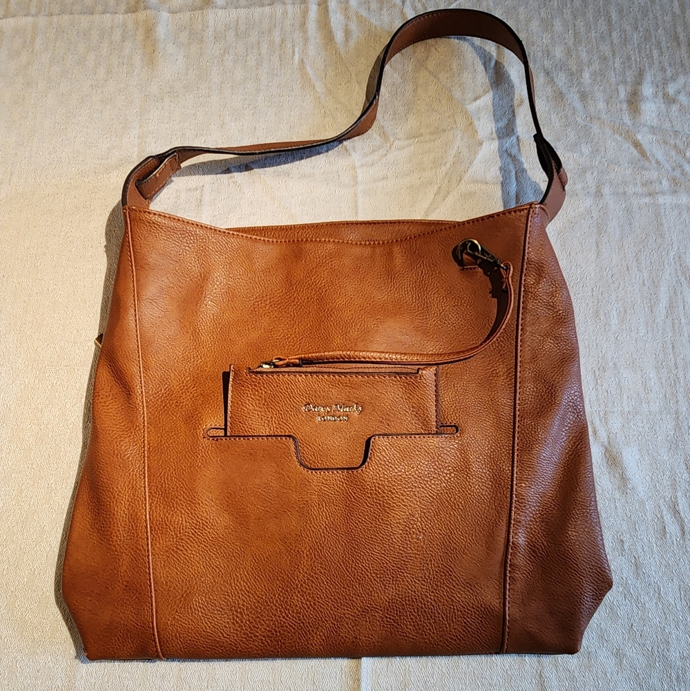 Darcy Marks XL Leather Shoulder Bag